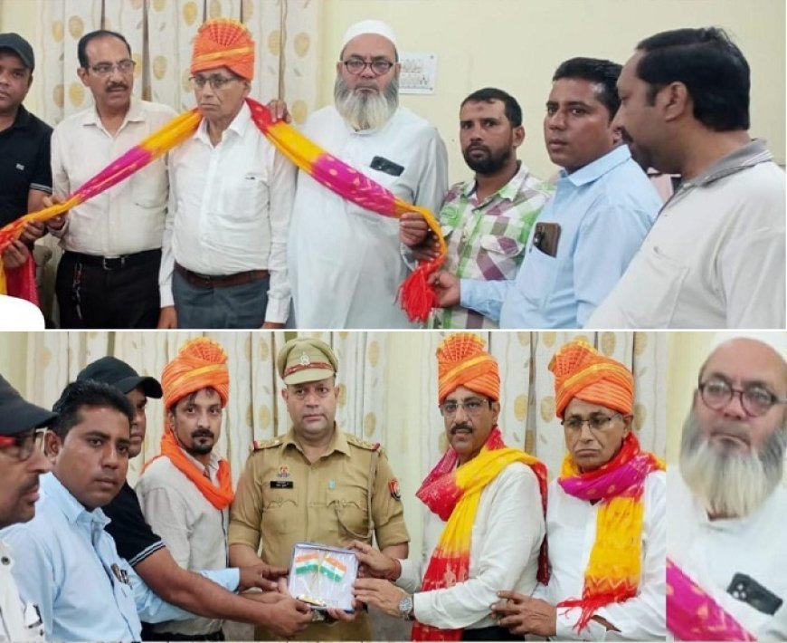 Deoband News:ग्रामीण पत्रकार एसोसिएश के नवनियुक्त मंडल अध्यक्ष राज कुमार शर्मा का देवबंद में हुआ भव्य स्वागत। 