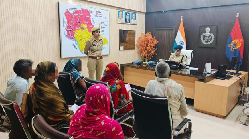 Hardoi: जनसुनवाई में 64 शिकायतों को सुनकर शीघ्र निराकरण के आदेश एसपी ने दिए