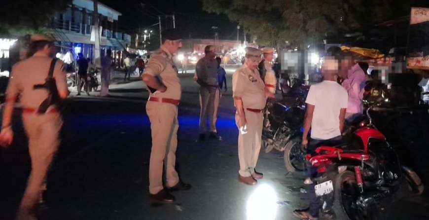 Hardoi: खुली जगहों पर शराब पीने वालों हो रही कार्रवाई में 174 हिरासत में