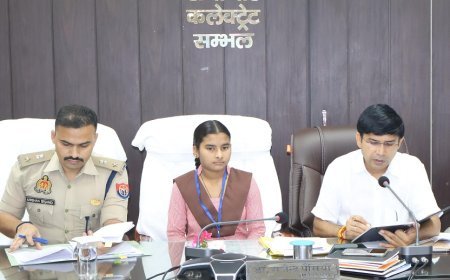 Sambhal News: मिशन शक्ति के अन्तर्गत शालू बनी जिलाधिकारी।