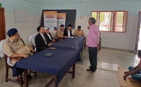 Hardoi News: विधिक जागरूकता शिविर में बंदियों को उनके अधिकार व लीगल एड डिफेंस काउंसिल सिस्टम के विषय मे दी गयी जानकारीः-अपर जिला जज