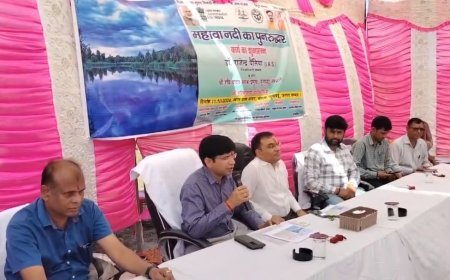 Sambhal News: डीएम ने महावा नदी के पुनर्जीवन को बड़ी पहल।