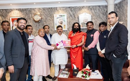 Lucknow News: दुबई में ‘थैंक यू मोदी, थैंक यू योगी’ के नारे से गूंज उठा यूपी डायस्पोरा।