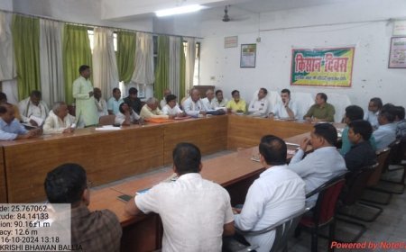 Ballia News: सीडीओ की अध्यक्षता में आयोजित हुआ किसान दिवस। 