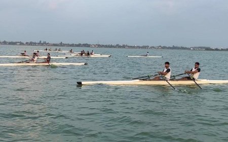 Gorakhpur News: सब जूनियर नेशनल रोइंग प्रतियोगिता- कमिश्नर ने की 22 अक्टूबर से रामगढ़ताल में होने वाली प्रतियोगिता की तैयारियों की समीक्षा। 