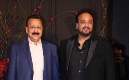 Baba Siddiqui Murder Case: बाबा सिद्दीकी के बेटे जीशान की  'धोखे से मार देते हैं गीदड़ भी शेर को' पोस्ट पर लोग दे रहे प्रतिक्रियाएं