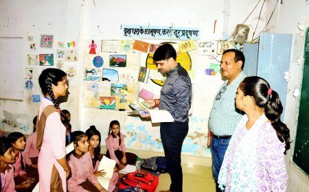 Lakhimpur Kheri: 1275 स्कूलों के ढाई हजार शिक्षकों और 14 बीईओ का वेतन रोका गया