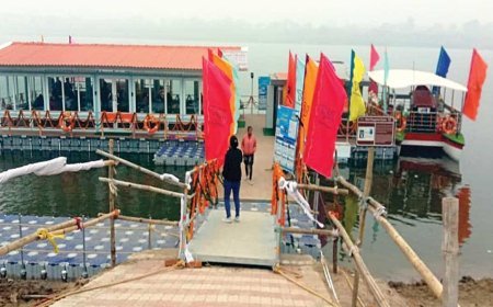 महाकुंभ 2025 में स्पीड बोट और मिनी क्रूज से मिनटों में संगम पहुंच सकेंगे श्रद्धालु