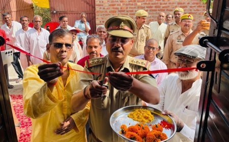 Hardoi News: श्री प्रेम रावत जी गुरु महाराज सत्संग भवन का कोतवाली प्रभारी आनंद देवनारायण ने किया उद्घाटन। 