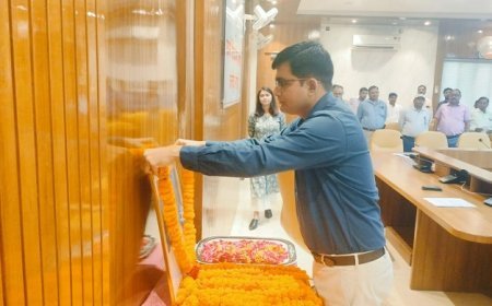 Hardoi News: एकता का संदेश देशवासियों के बीच भी फैलायें- प्रफुल्ल कुमार त्रिवेदी