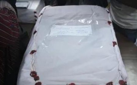 Political News: झारखंड में चुनाव से पहले रुपए का मिला बड़ा पहाड़, नोट गिनने के लिए मंगानी पड़ी मशीन।