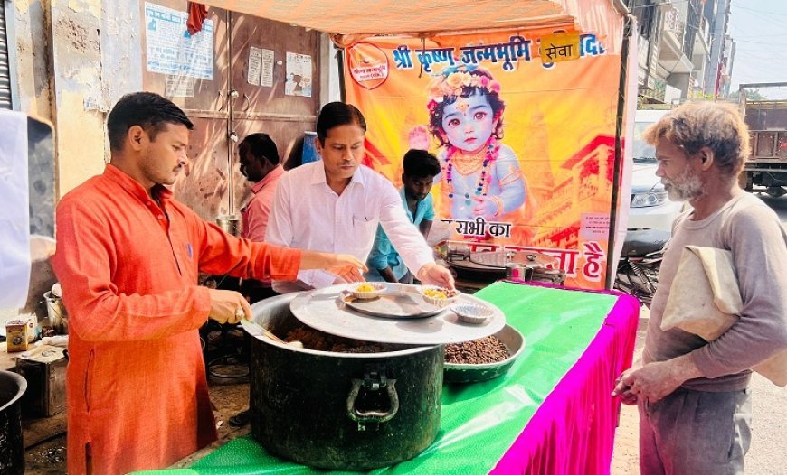 Hardoi News: हरदोई वासियों ने सात समुंदर पार से लगाया माँ दुर्गा को भोग, किया प्रसाद वितरण व् भंडारा।