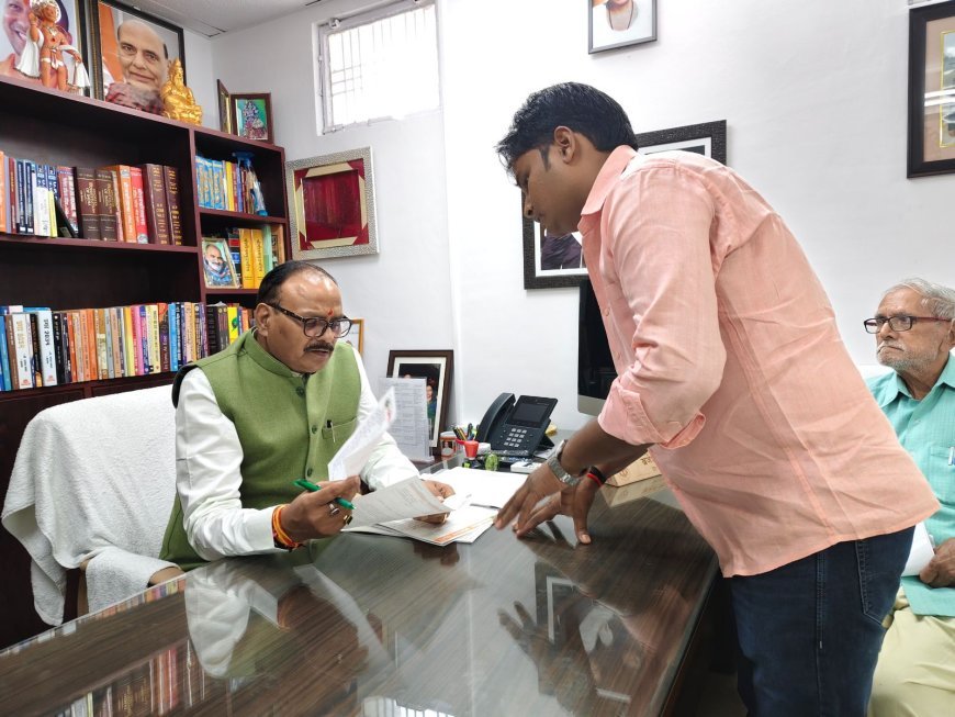 Lucknow: स्वास्थ्य व्यवस्था को बेहतर बनाने के लिए उप मुख्यमंत्री बृजेश पाठक से मुलाकात की