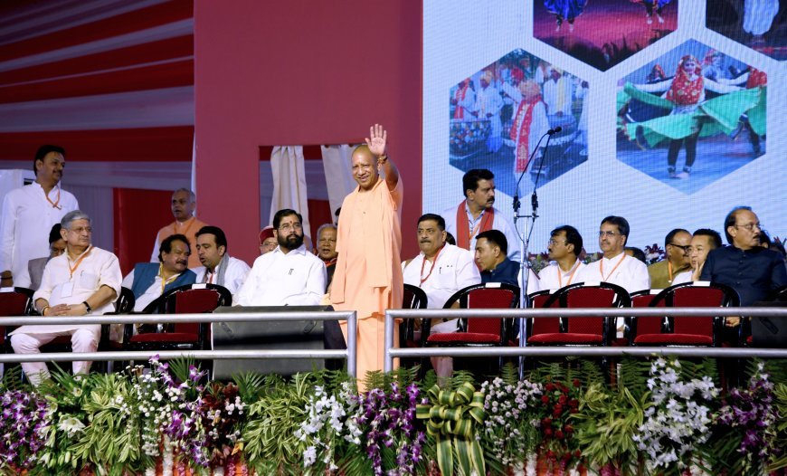 Lucknow: हरियाणा सरकार के शपथ ग्रहण समारोह में शामिल हुए सीएम योगी