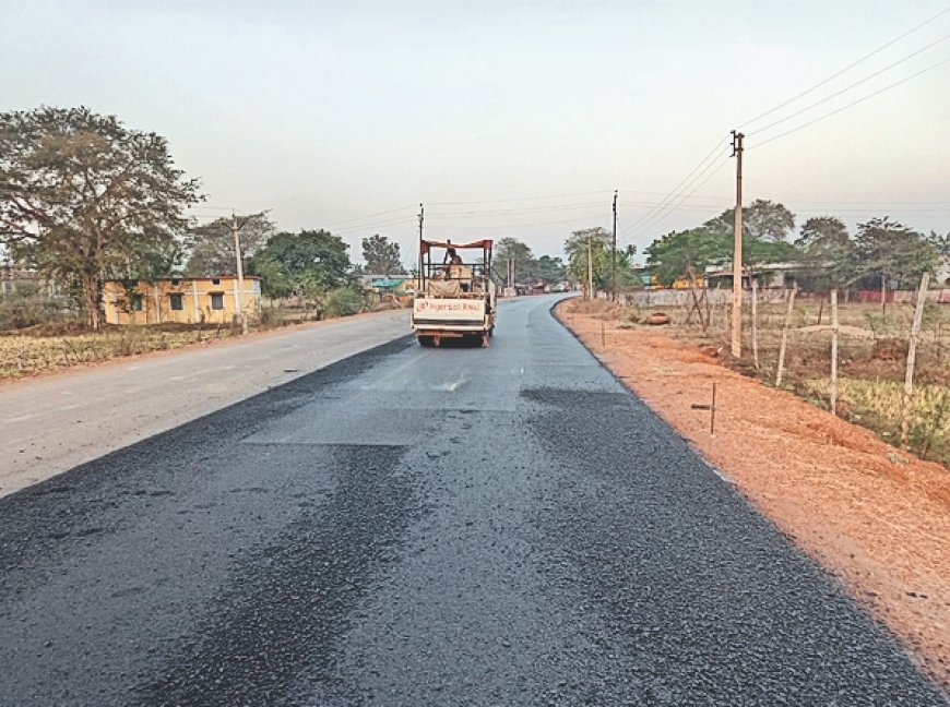 Hardoi News: 4393.40 लाख से पलिया- पांचाल घाट बाया बेड़ीजोर मार्ग का होगा चौड़ीकरण, तीन जनपदों के लाखों लोग होंगे लाभान्वित। 