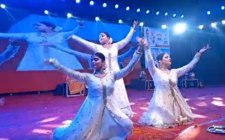 Ballia News: पांच दिवसीय बलिया महोत्सव का हुआ भव्य समापन, भोजपुरी गायक मनोज तिवारी ने समां बांधा