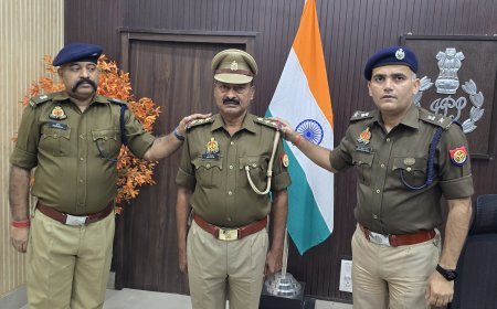 Hardoi: 05 उपनिरीक्षकों के कन्धों पर स्टार बढे, एसपी ने दीं शुभकामनाएं