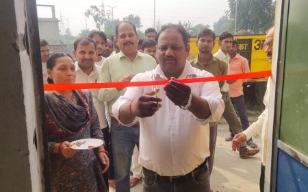 Shahjahanpur News: स्वावलम्बन कार्यक्रम के पंचम चरण का शुभारम्भ