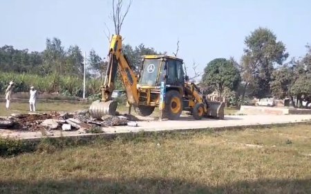 Bijnor News: अवैध रूप से विकसित की जा रही कालोनियों पर एक बार फिर से प्रशासन का चला चाबुक। 