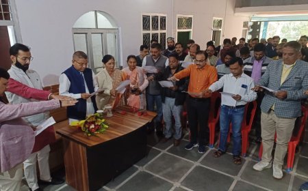 Bijnor News: भारतीय संविधान दिवस पर भाजपा विधायक ने दिलाई शपथ।