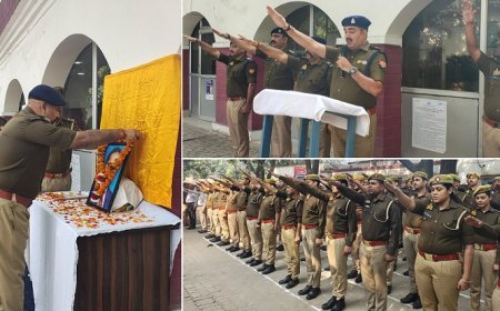 Hardoi News: अपर पुलिस अधीक्षक ने संविधान निर्माता डॉ. भीमराव अम्बेडकर के चित्र पर पुष्प अर्पित कर संविधान की शपथ दिलाई।