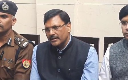 Sambhal News: शांति बहाली के लिए उठाए जा रहे हैं हर मुमकिन कदम- कमिश्नर 