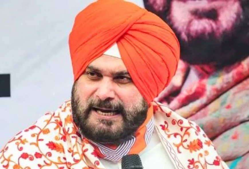 नवजोत सिंह सिद्धू को 850 करोड़ रुपये का लीगल नोटिस भेजा, कैंसर बीमारी पर दावा करने के बाद बवाल