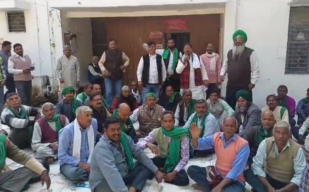 Bijnor News: किसानों की समस्याओं को लेकर किसान यूनियन की  बैठक का आयोजन, किसानों की समस्याओं को उपजिलाधिकारी को अवगत कराया।