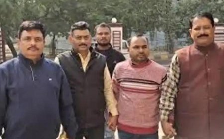 Hardoi News: लो.नि.वि. जेई के रंगे हाथ पकड़े जाने पर अधिकारियों ने साधी चुप्पी। 