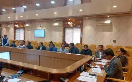 हरदोई: जिलाधिकारी ने सुशासन सप्ताह को लेकर दिए निर्देश