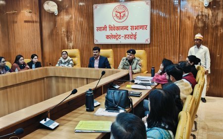 हरदोई: आगामी सम्मिलित राज्य/प्रवर अधीनस्थ सेवा(प्रा0) परीक्षा- 2024 को लेकर एसपी व डीएम ने महत्वपूर्ण बैठक की