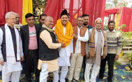 Ballia News: प्रधान को मिली क्लीन चिट, प्रधान द्वारा निर्माण कार्यों में वित्तीय अनियमितता बरतने कि थी शिकायत।