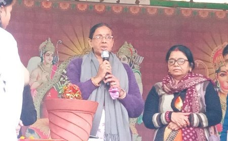 Hardoi News: तुलसी पूजन से दिया आरोग्य, अध्यात्म और पर्यावरण संरक्षण का संदेश। 