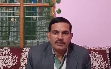 Bijnor News: राजवीर सिंह पहुंचा रहे बिजनौर वासियों को योजनाओं का लाभ। 