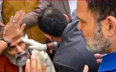 Political News: राहुल गांधी के खिलाफ एफआईआर दर्ज, लोकसभा स्पीकर ने भी जारी किये निर्देश।