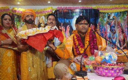 हरदोई: भागवत कथा सुनना और भगवान को अपने मन में बसाने से व्यक्ति के जीवन में आता है परिवर्तन - डॉ. सत्येंद्र स्वरूप शास्त्री