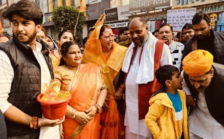 हरदोई: कुबेर लाल जनसेवा के तत्वावधान में तुलसी पदयात्रा निकाली