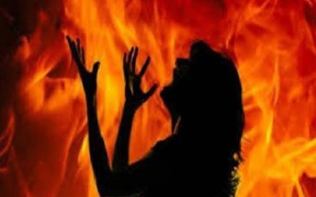 Crime News: तीन बेटियां पैदा होने पर पति बना जल्लाद, पत्नी को जिंदा जलाया।