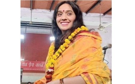 आगरा: महिला उत्पीडन मामले में कवि पवन आगरी पर मुकदमा दर्ज, जनाक्रोश के बाद पुलिस ने लिया एक्शन