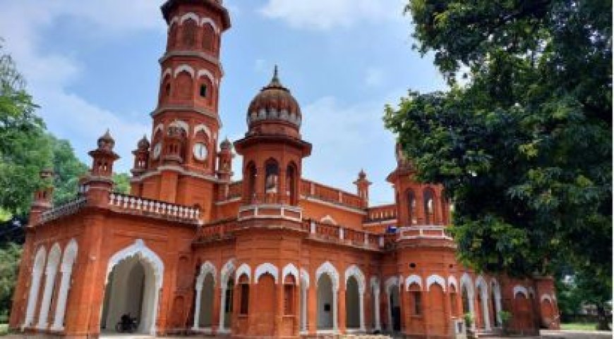 ऐतिहासिक स्थलों में से एक ब्रिटिशकालीन विक्टोरिया हाल एवं घंटाघर अब पुरातत्व विभाग की संपत्ति, प्रथम अधिसूचना जारी