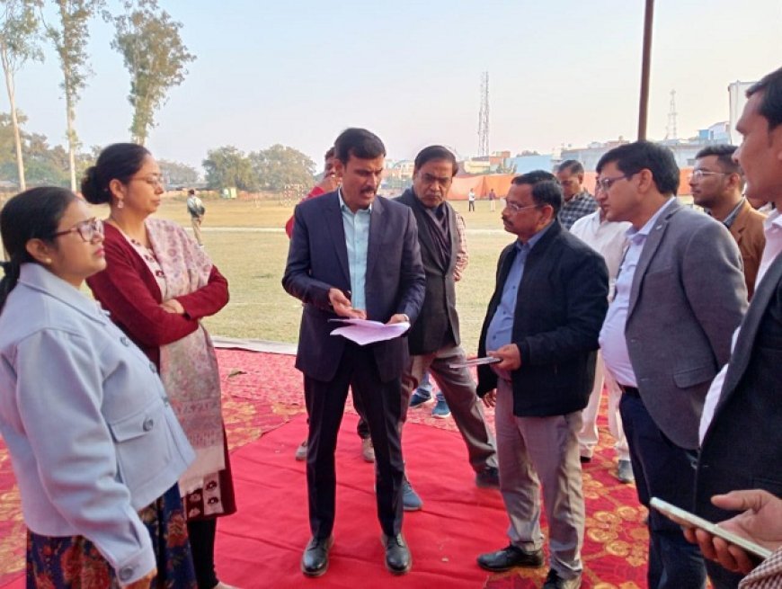 Hardoi News: जिलाधिकारी ने लिया सामूहिक विवाह पंडाल का जायजा, उपहारों की गुणवत्ता को भी परखा। 