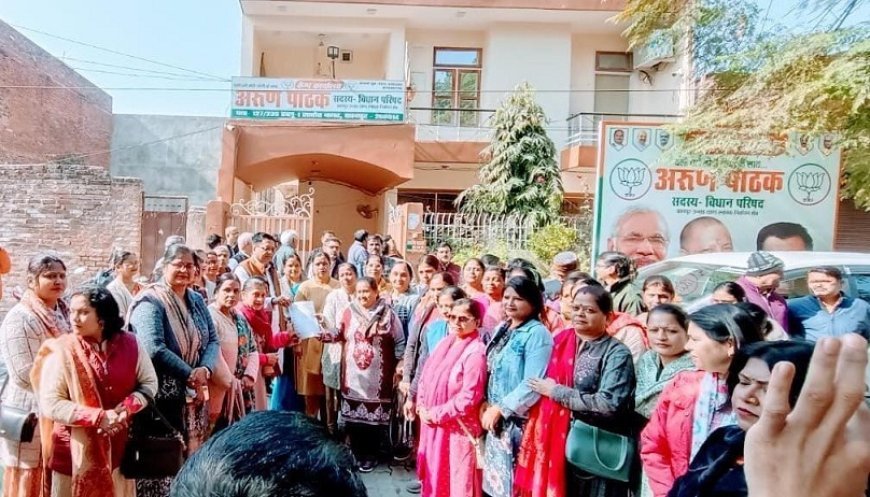 Kanpur News: कानपुर उन्नाव खंड स्नातक क्षेत्र के एम एल सी अरुण पाठक का किया घेराव। 