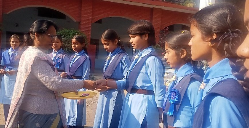 Uttarakhand News: गाइड की 16 छात्राओं को दीक्षा दिलवाई गईं।