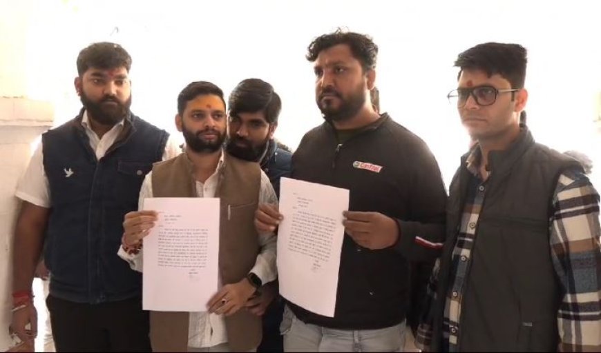 कानपुर: लव जिहाद का आरोप लगाकर एसीपी की बर्खास्तगी और गिरफ्तारी की मांग