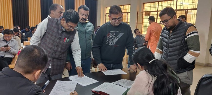 Uttarakhand News: एसडीएम ने तहसील दिवस में आई दस शिकायतें संबंधित विभागों को भेजो। 