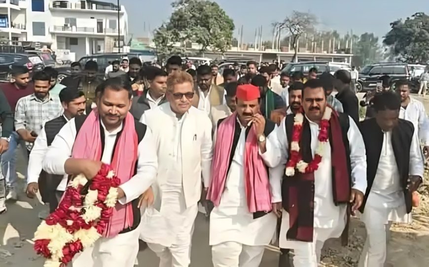 हरदोई: भाजपा विधायक के ससुर ने सपा प्रदेश अध्यक्ष का किया स्वागत, राजनीतिक बाजार गर्म