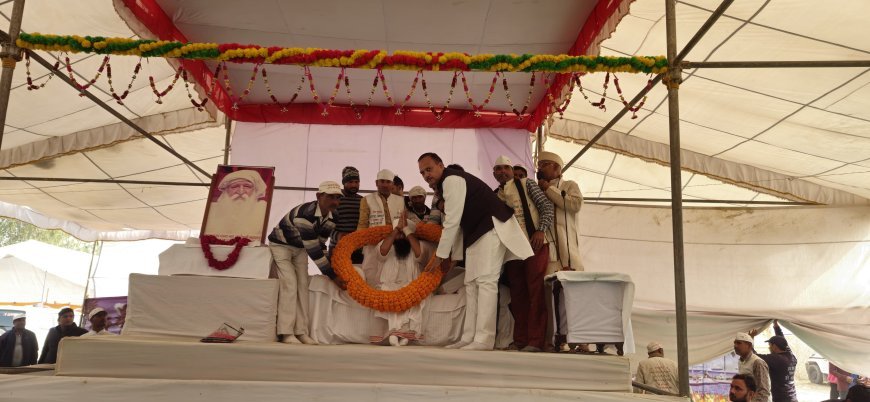 हरदोई: सत्संग प्रवचन में पधारे संत पंकज जी महाराज, विधायक माधवेन्द्र प्रताप सिंह रानू को मिला आशीर्वाद