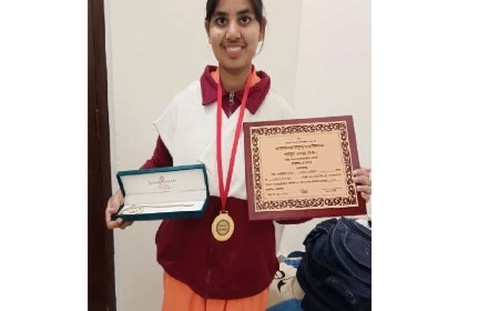 हरदोई: जिले की 'महिमा' ने अमरोहा में पाया पहला स्थान, चाँदी की शलाका व 11000 रुपये से पुरस्कृत