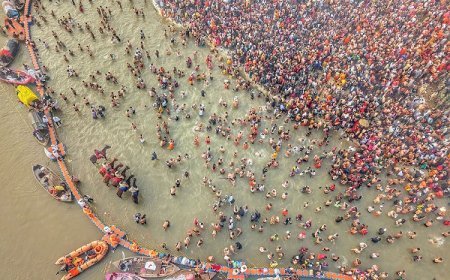 आस्था का अमृत स्नान- मकर संक्रांति अवसर पर महाकुम्भ में 3.50 करोड़ श्रद्धालुओं ने संगम स्नान किया। 