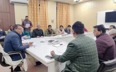 Shahjahanpur News: अमर बलिदानी ठा. रोशन सिंह का जन्मोत्सव मनाए जाने हेतु बैठक सम्पन्न। 